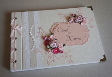 Jaapani köites album. Formaat: A4.