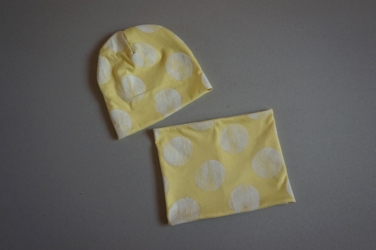 Trikotaažist müts ja torusall