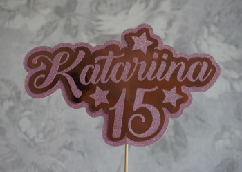 Mitmekihiline topper glitter- ja peegelkartongist